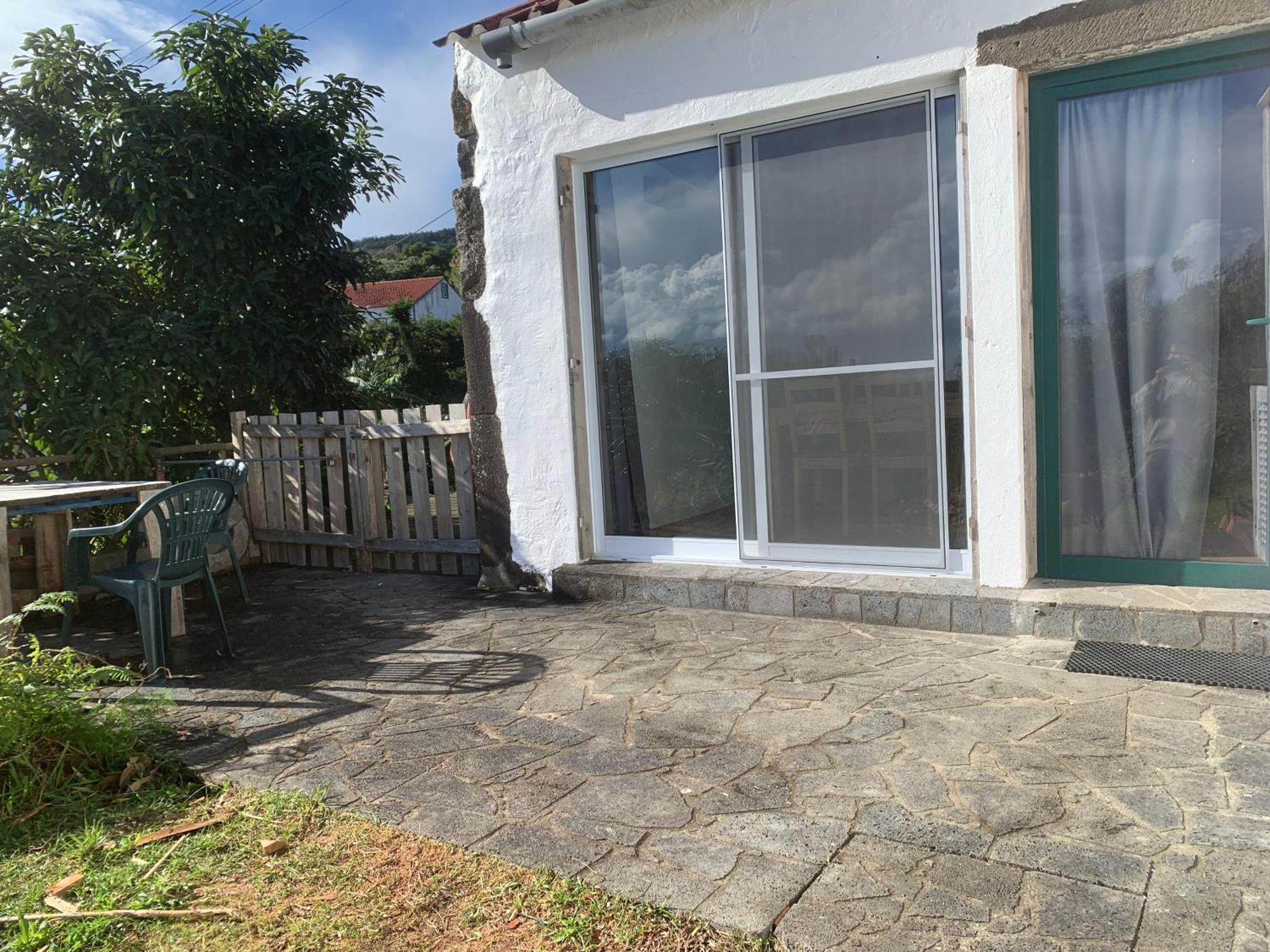 House With Forest View Lajes das Flores المظهر الخارجي الصورة